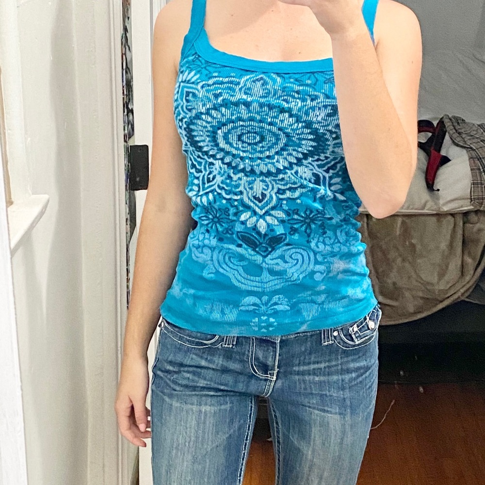 2000s tank top